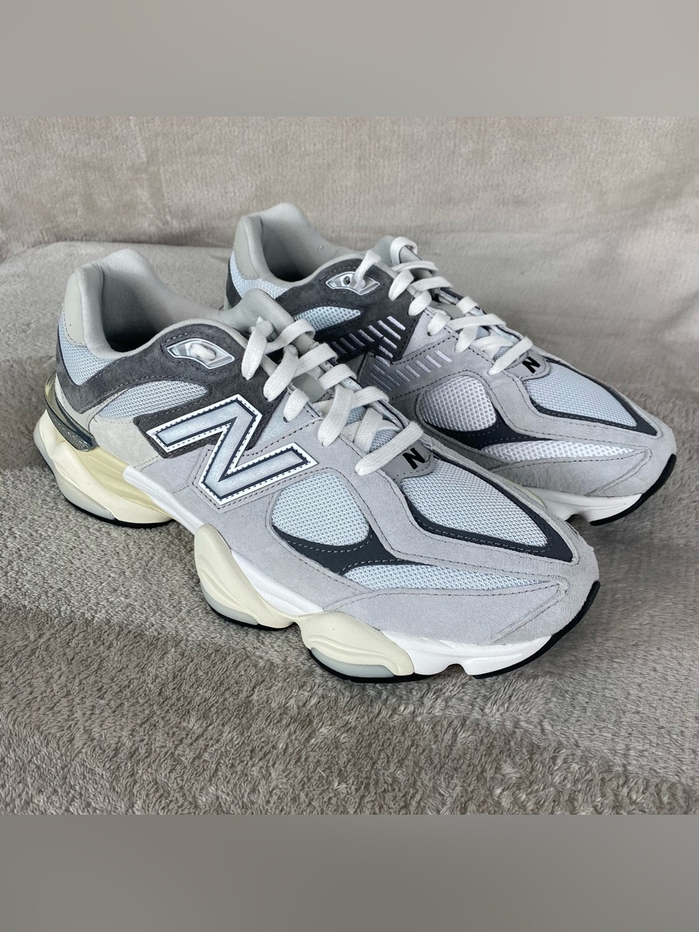 New Balance 9060 U9060GRY Mens Size 13 Rain Cloud Gray Running Shoes NEW